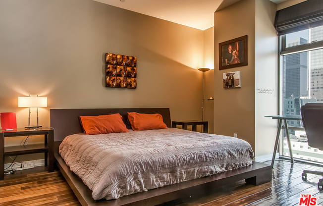 1 bed, 2 baths, 1,200 sqft, $3,800, Unit 1506