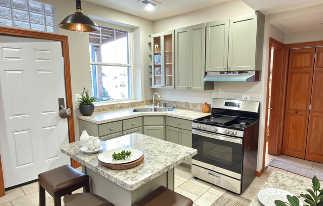 5715 W Irving Park Rd