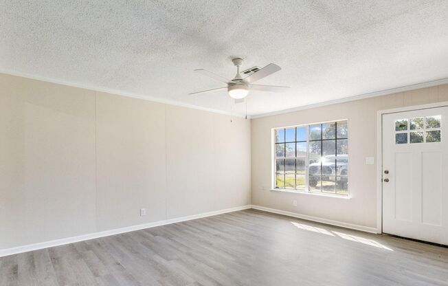 NEW ON MARKET HOLIDAY GARDENS SUBDIVISION CROWLEY