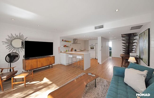 2 beds, 1.5 baths, $2,500, Unit LABS 7740 E Heatherbrae Ave - 36827520420