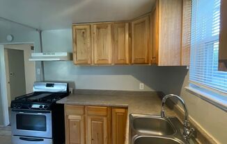 2 beds, 1 bath, $1,395, Unit 1436