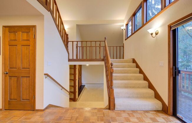 3 beds, 2.5 baths, $3,700