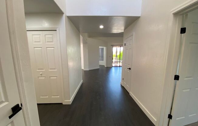 3 beds, 2 baths, $4,300