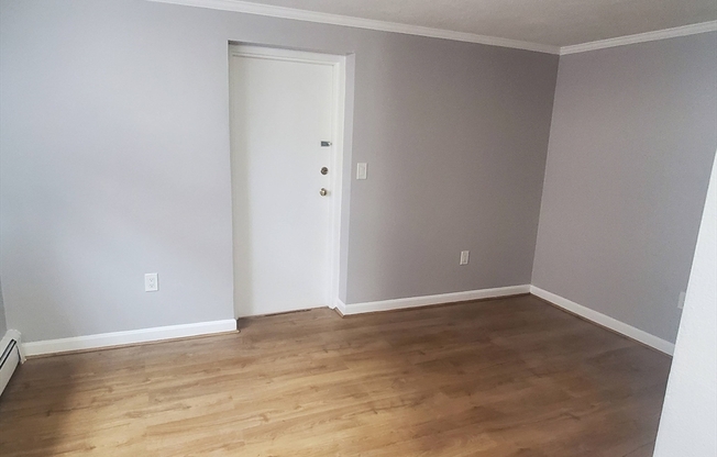 1 bed, 1 bath, 600 sqft, $2,300, Unit F