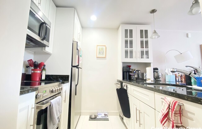 16 GREENOUGH