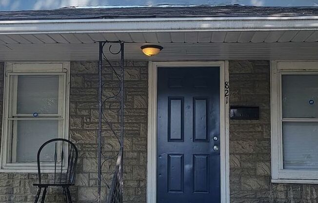 821 LINWOOD AVE