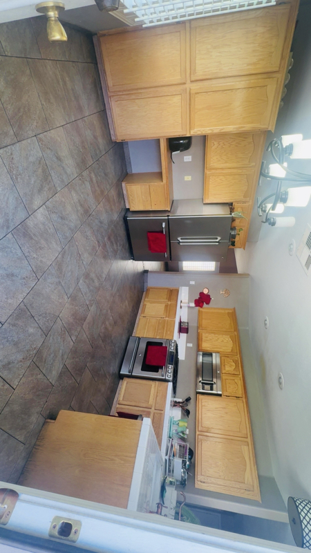 10232 DESERT WIND DR