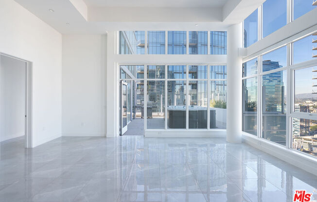 3 beds, 3 baths, 2,676 sqft, $14,300, Unit PH 1