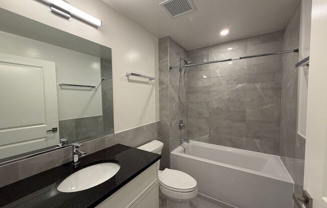 2 beds, 2 baths, 908 sqft, $3,575, Unit 952-511