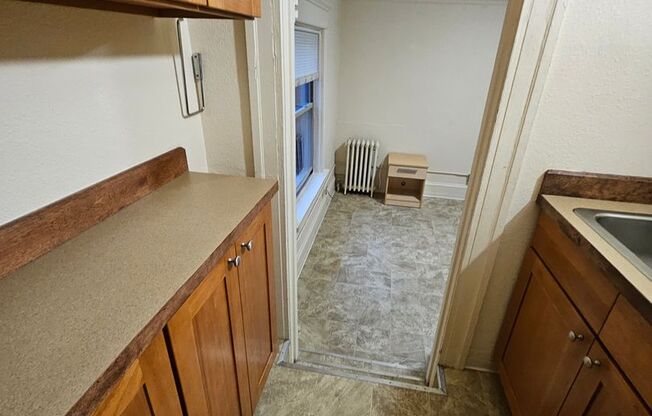 Studio, , 171 sqft, $899, Unit 17