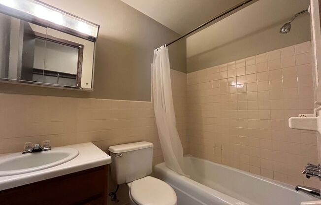 Studio, 1 bath, 525 sqft, $925, Unit 202