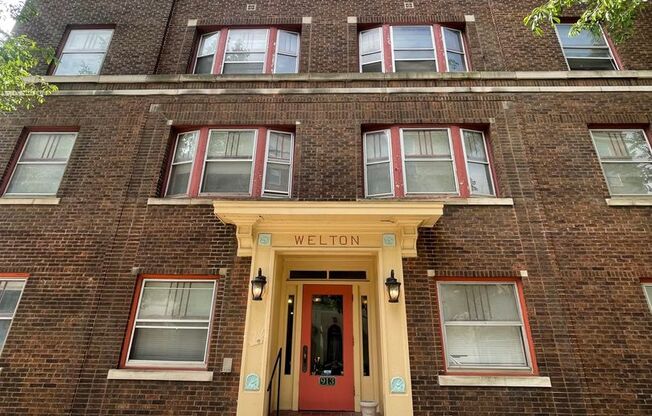 913 E Juneau Ave.