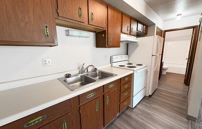 Royal Suites Apartments on Minot's North Hill