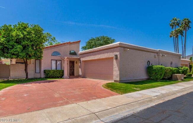 Nice Scottsdale Home 3 bedrooms 2 baths!