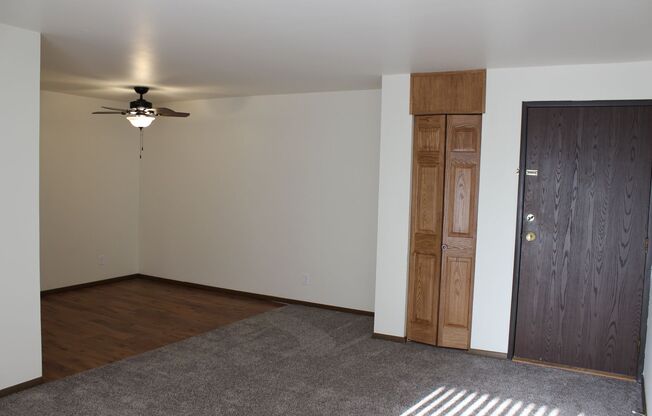 2 beds, 1 bath, $1,049.99