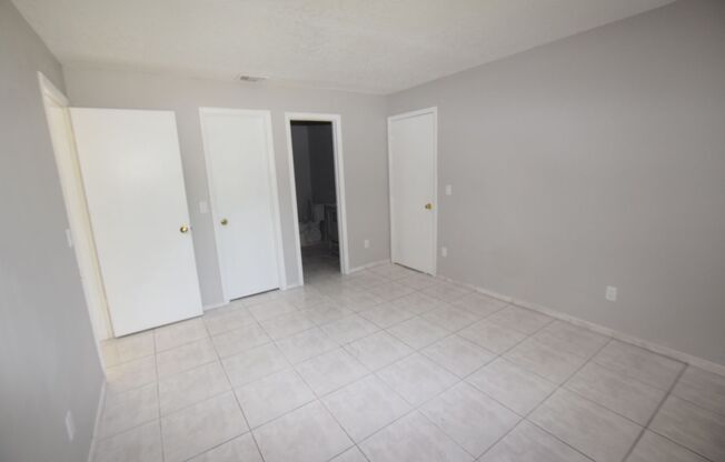 3 beds, 2 baths, $2,200