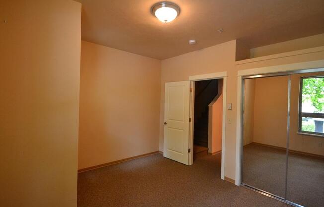 4 beds, 2.5 baths, 1,544 sqft, $3,880, Unit 06