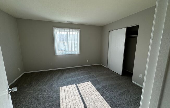 1 bed, 1 bath, 755 sqft, $1,080, Unit 5905G