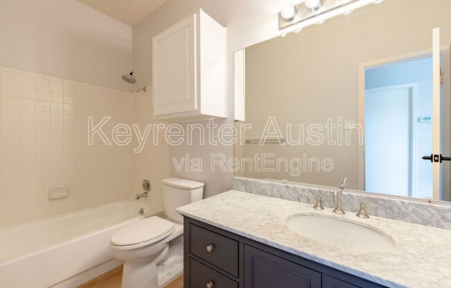 2 beds, 2 baths, 1,004 sqft, $1,650, Unit 380
