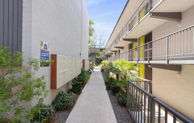 walkway at Crosstown Phoenix, Phoenix, 85015