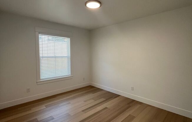 2 beds, 1 bath, $1,895, Unit 9