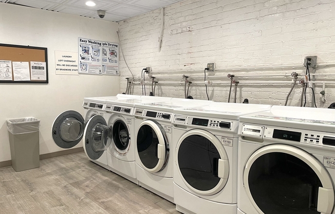 Studio, 1 bath, 338 sqft, $2,250, Unit 38