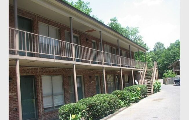 2 beds, 1 bath, 800 sqft, $725, Unit 522 unit 5