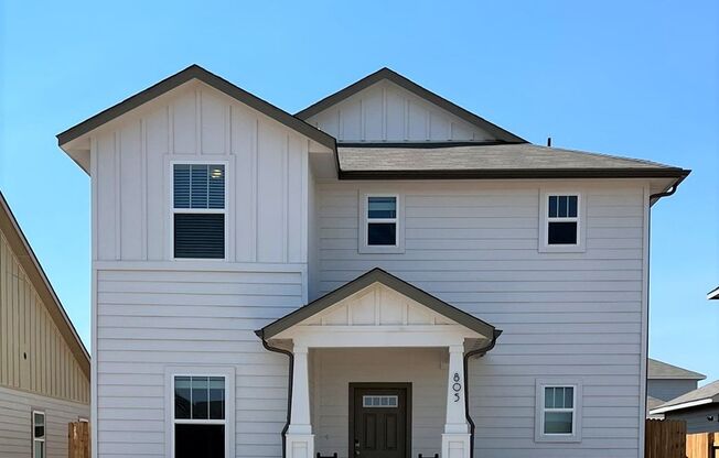3/2.5  Home + Office near downtown Hutto