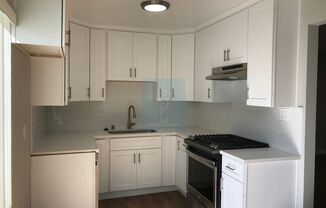 347 Royal Carriage Apartments