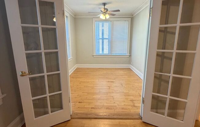 2 beds, 1 bath, 800 sqft, $1,475, Unit 200