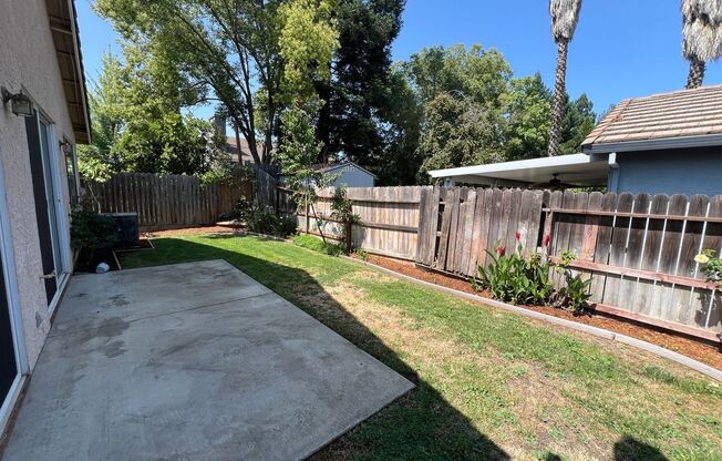 Gorgeous Broadstone home near Kemp Park.