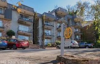 1313-1321 34th St S