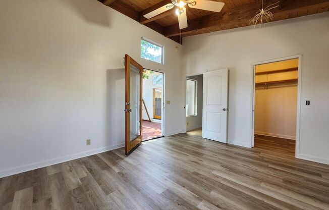 1449 Ditty Ave.