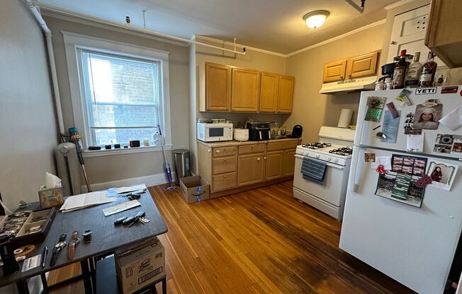 Spacious 1 bed - On Site Laundry - Close to Whole Foods, CVS