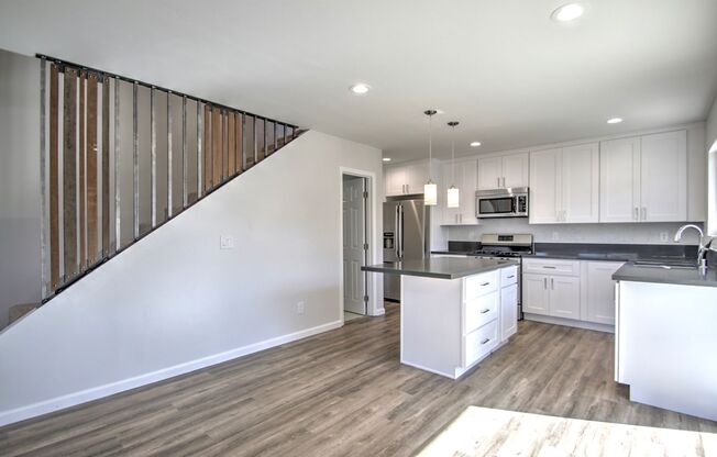 3148 - 3150 Florine Dr.