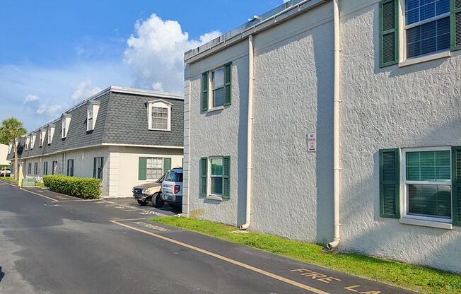 2 beds, 1 bath, $1,675