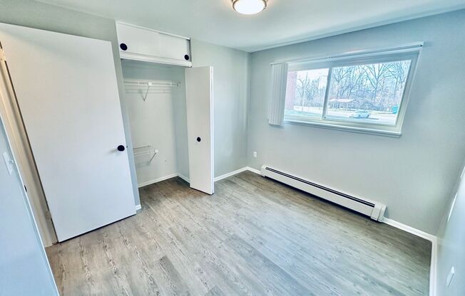 1 bed, 1 bath, 650 sqft, $965, Unit A17