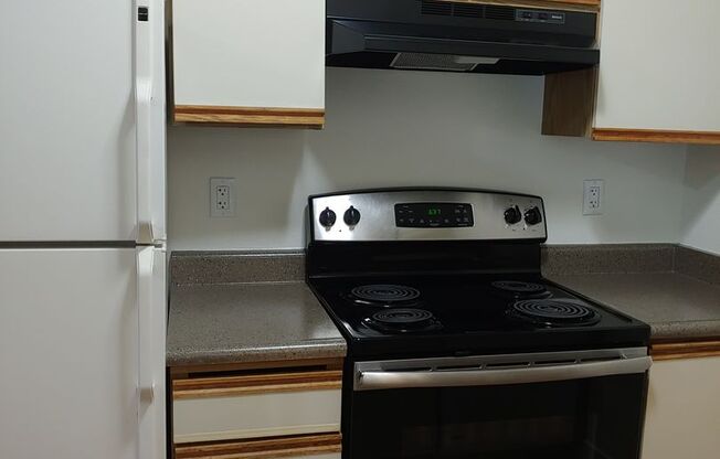 1 bed, 1 bath, 610 sqft, $1,575, Unit A205