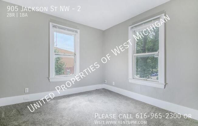 905 Jackson St NW