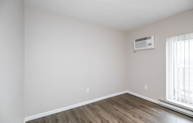 2 beds, 2 baths, 1,250 sqft, $2,110, Unit 7-PH3