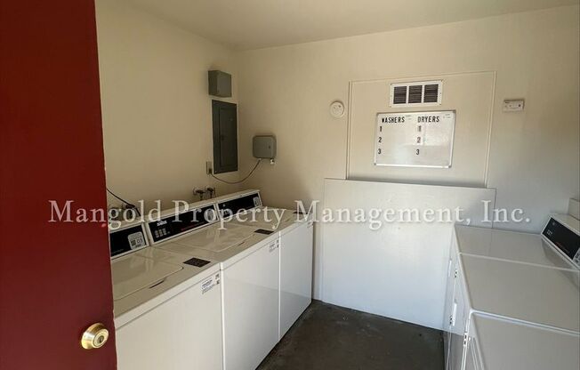 1 bed, 1 bath, 570 sqft, $2,000, Unit 958E