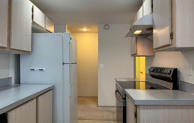 CLICK "REQUEST A TOUR" NOW!