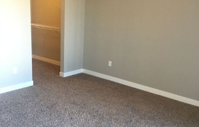 2 beds, 2.5 baths, $2,195, Unit 315