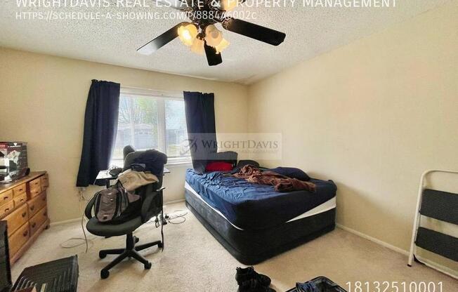 3 beds, 2 baths, 1,918 sqft, $1,950