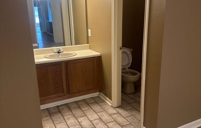 2 bedroom 2 bath townhouse in Thibodaux