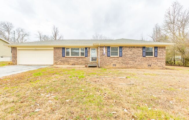 Wonderful one level ranch available in Soddy Daisy!