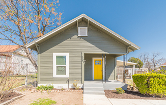 307 W LUBBOCK ST