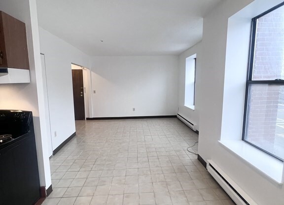 1 bed, 1 bath, 550 sqft, $2,500, Unit 102