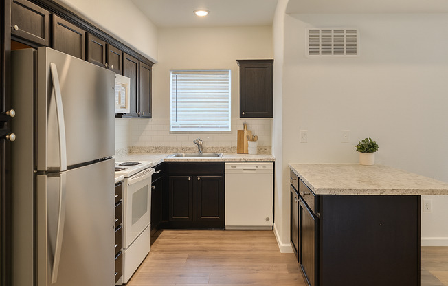 3 beds, 2 baths, 1,200 sqft, $1,750, Unit 1863-B220