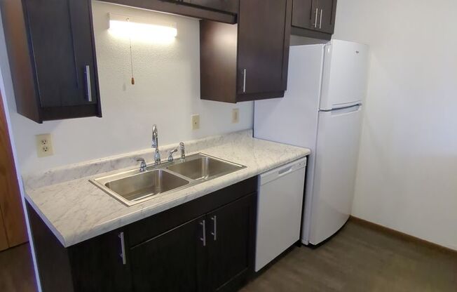 Regency East Apartments